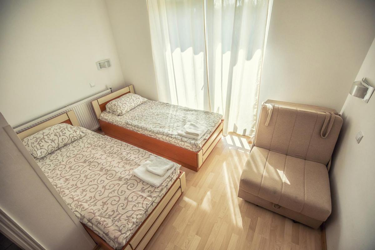 Adica Prenociste Sport Wellness Centar - Bazeni Hostel Ada ภายนอก รูปภาพ